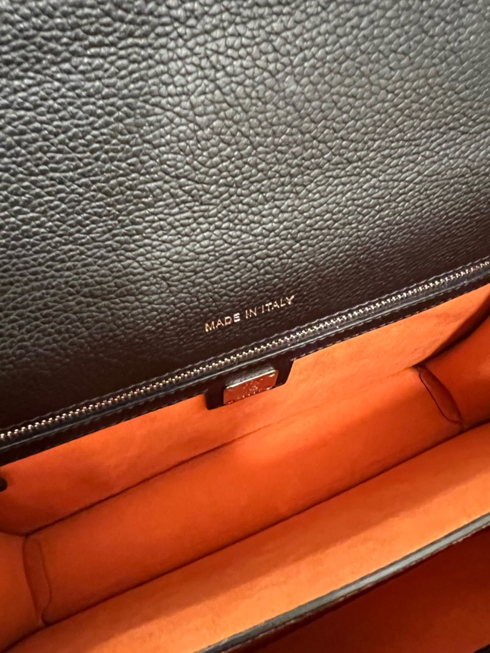 MCM Patricia Pocket Satchel in Black Grained Leather - Picture 4 of 10